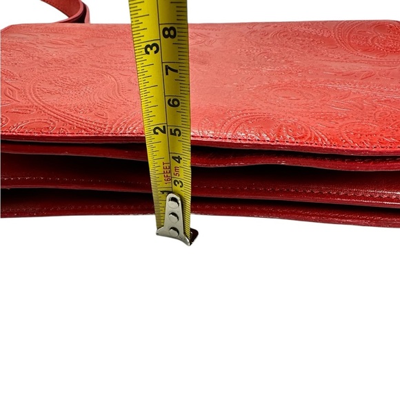 Vintage Franchi Collection Envelope Purse Handbag Red Paisley Textured Leather. - Picture 13 of 14
